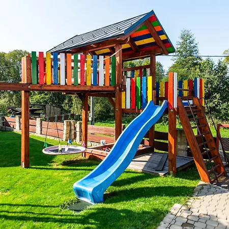 Na Okraji Města S Vlastním Parkováním Appartamento