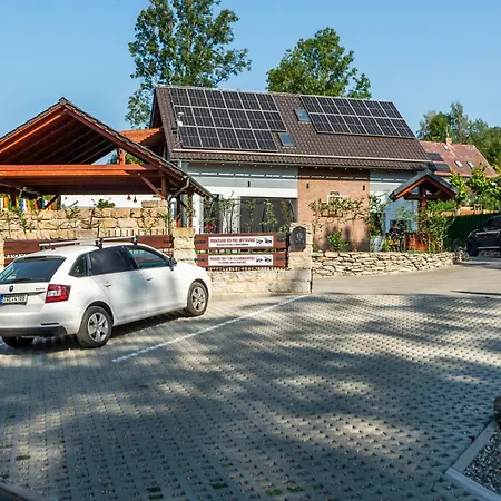 Na Okraji Města S Vlastním Parkováním